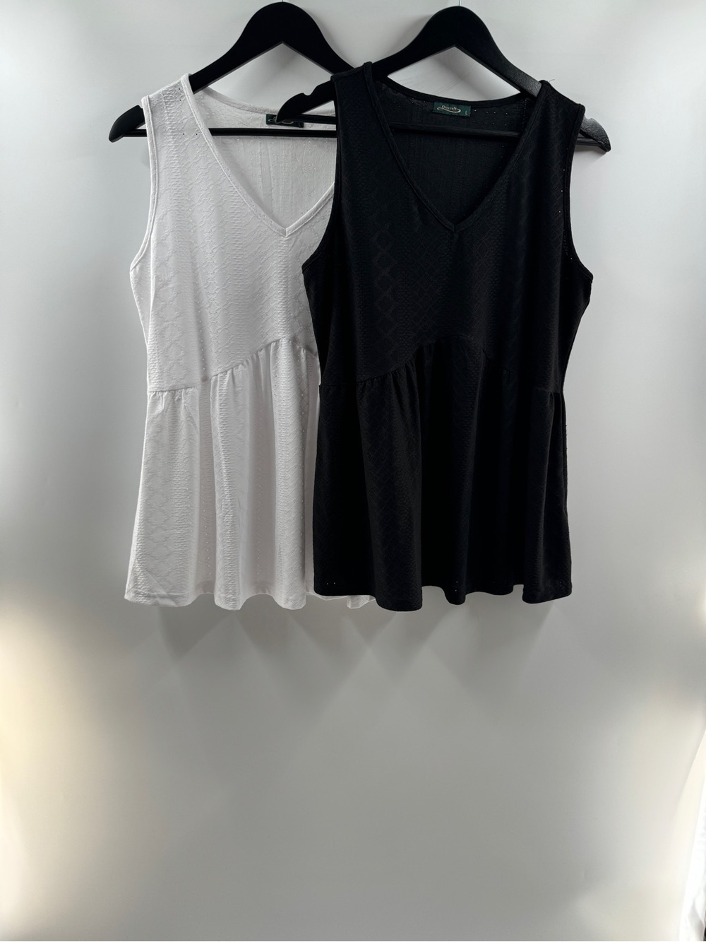 Ofeefan Tank Tops 2 Pack – Women’s Large